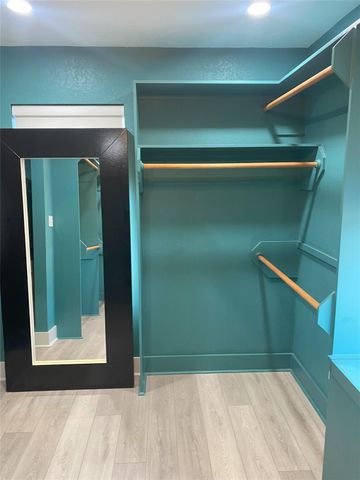 16631 Trinidad Way, Jamaica Beach, TX 77554