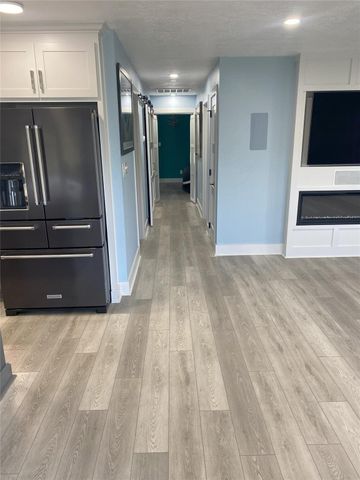 16631 Trinidad Way, Jamaica Beach, TX 77554