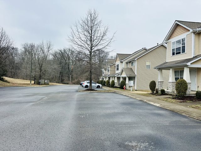 1740 Lincoya Bay Dr, Nashville, TN 37214