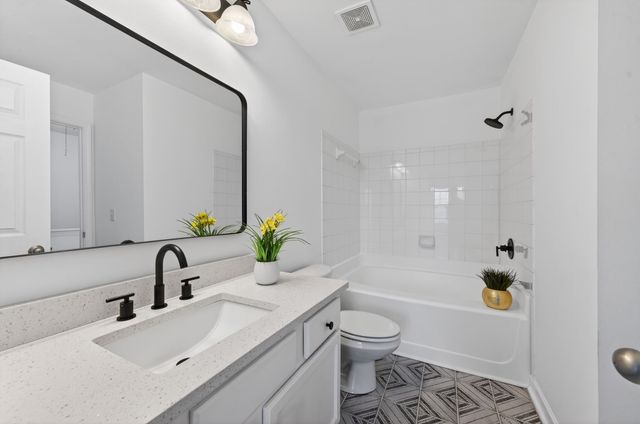 1740 Lincoya Bay Dr, Nashville, TN 37214