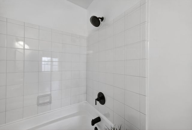 1740 Lincoya Bay Dr, Nashville, TN 37214