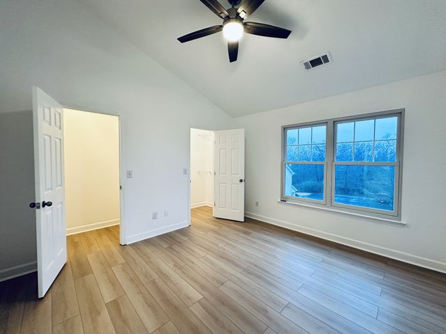 1740 Lincoya Bay Dr, Nashville, TN 37214