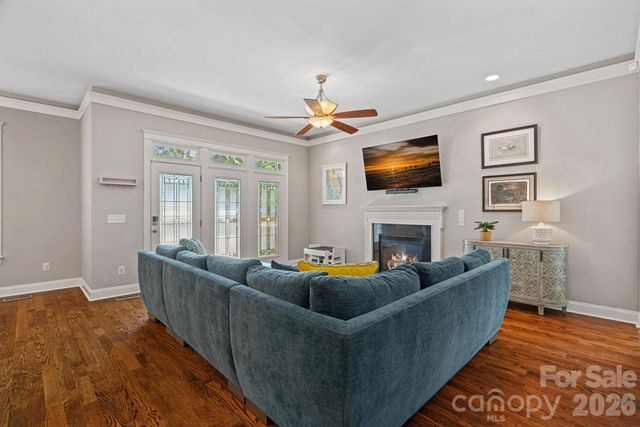 2219 Winthrop Avenue, Charlotte, NC 28203