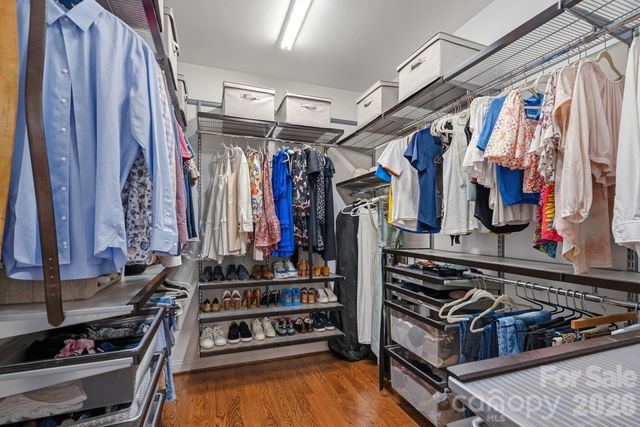 2219 Winthrop Avenue, Charlotte, NC 28203