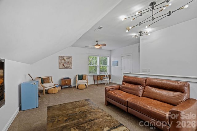 2219 Winthrop Avenue, Charlotte, NC 28203