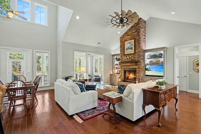 547 Morely Circle SW, Ocean Isle Beach, NC 28469