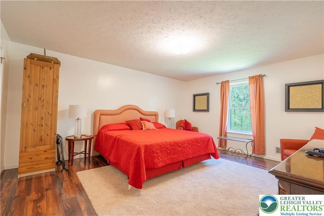 165 Stillwater Drive, Tobyhanna Twp, PA 18346