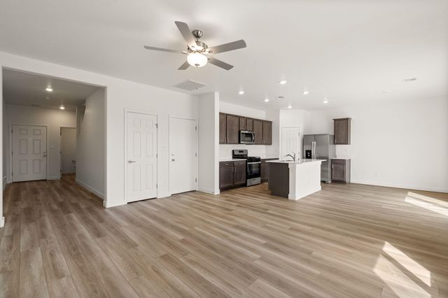 1732 Cowboy Haven Lane NE, Rio Rancho, NM 87144