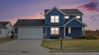 5663 S Stone Briar Lane, Freeland, MI 48623