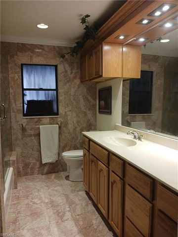 2727 24th PL, Cape Coral, FL 33904