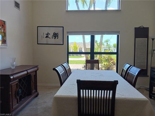 2727 24th PL, Cape Coral, FL 33904
