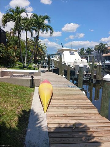 2727 24th PL, Cape Coral, FL 33904