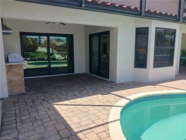 2727 24th PL, Cape Coral, FL 33904