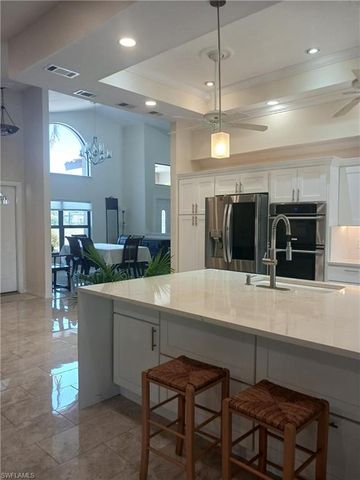 2727 24th PL, Cape Coral, FL 33904