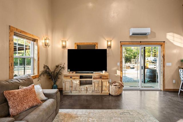 4950 Del Haven Rd, Placerville, CA 95667