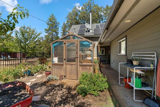 4950 Del Haven Rd, Placerville, CA 95667