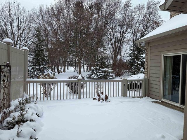 2129 E SIENNA WAY, Appleton, WI 54913