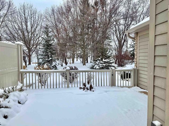 2129 E SIENNA WAY, Appleton, WI 54913