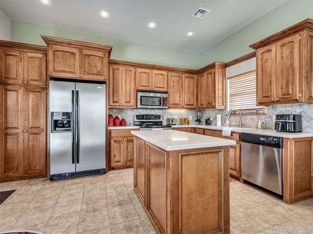3587 Remington Place Road, Norman, OK 73072