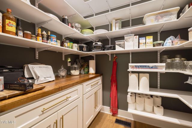 179 Taylortown Road, Johnson City, TN 37601