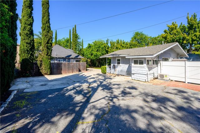 892 S Marengo, Pasadena, CA 91106