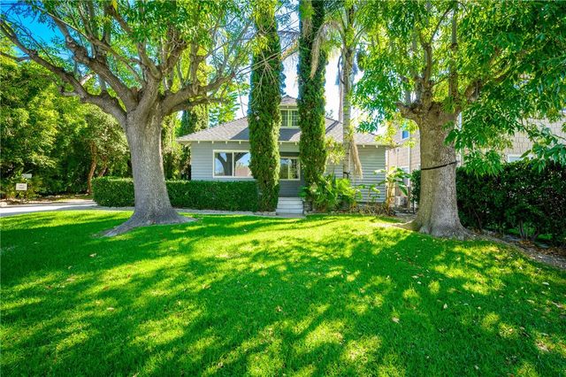 892 S Marengo, Pasadena, CA 91106