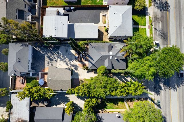 892 S Marengo, Pasadena, CA 91106