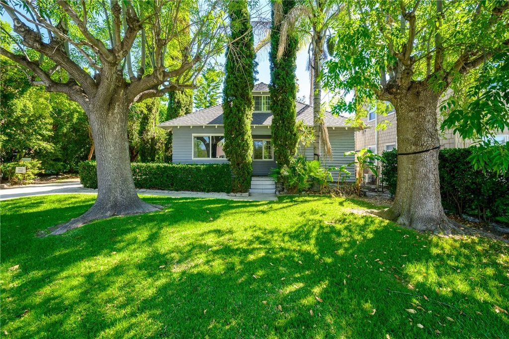 892 S Marengo, Pasadena, CA 91106