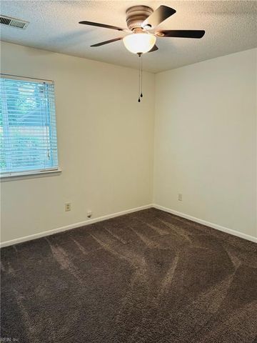 613 Fawn Lake CT, Virginia Beach, VA 23452