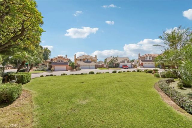 4914 Calle El Toro, La Verne, CA 91750