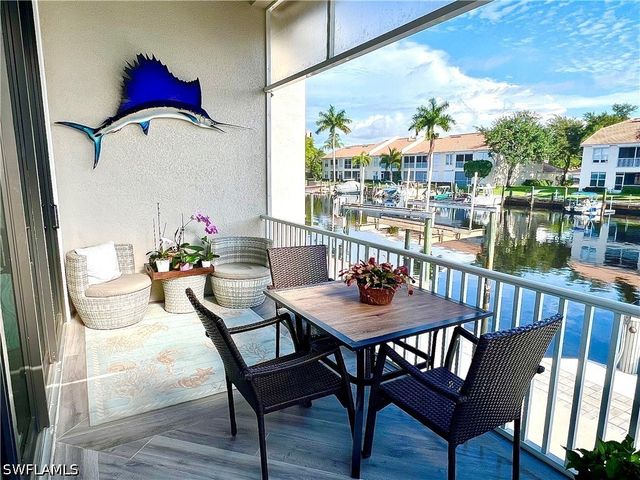 187 Eveningstar Cay, Naples, FL 34114