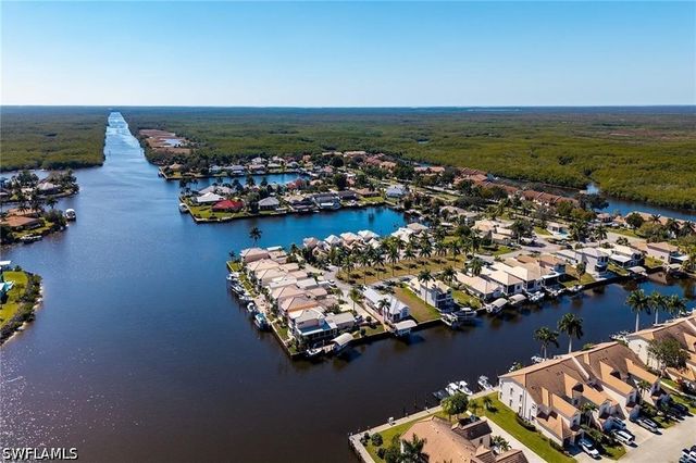 187 Eveningstar Cay, Naples, FL 34114