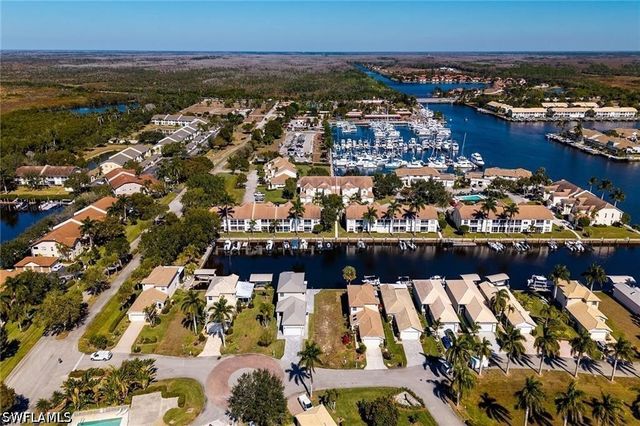 187 Eveningstar Cay, Naples, FL 34114