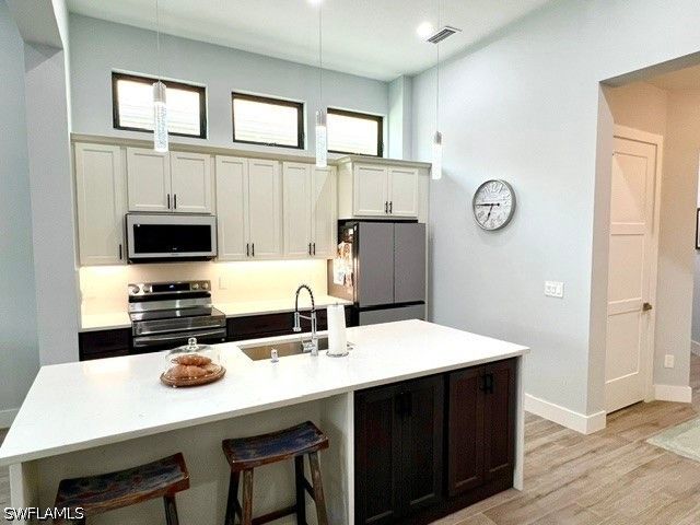 187 Eveningstar Cay, Naples, FL 34114