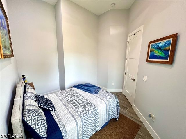 187 Eveningstar Cay, Naples, FL 34114
