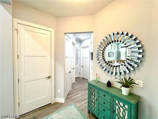 187 Eveningstar Cay, Naples, FL 34114