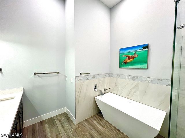 187 Eveningstar Cay, Naples, FL 34114