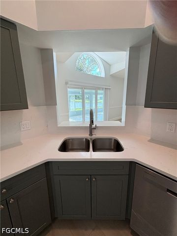 13231 Heather Ridge LOOP, Fort Myers, FL 33966
