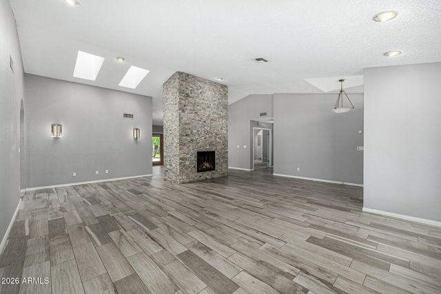 801 E ACOMA Drive, Phoenix, AZ 85022