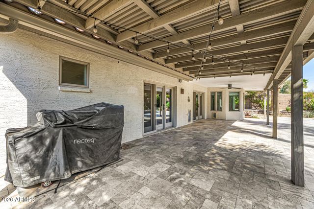 801 E ACOMA Drive, Phoenix, AZ 85022