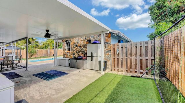 714 NW 7th Street, Boynton Beach, FL 33426