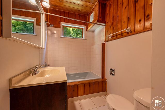 5377 NYS Route 86, Wilmington, NY 12997