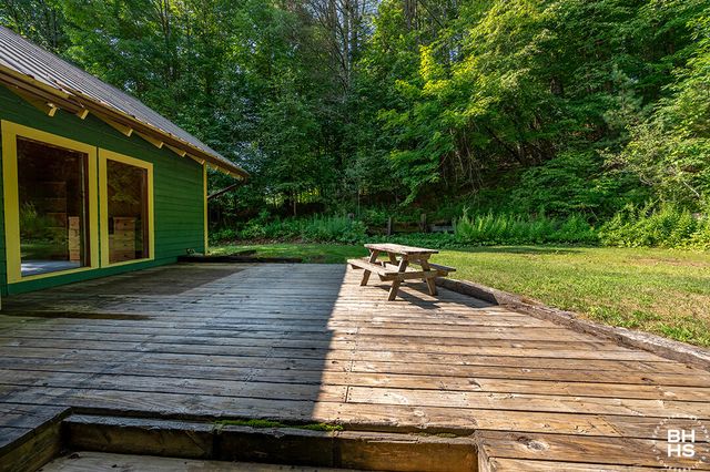 5377 NYS Route 86, Wilmington, NY 12997