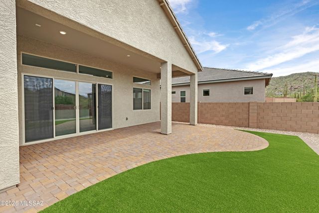 14760 N Blue Juniper Lane, Marana, AZ 85658