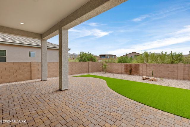 14760 N Blue Juniper Lane, Marana, AZ 85658