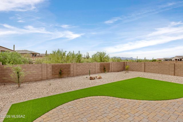 14760 N Blue Juniper Lane, Marana, AZ 85658