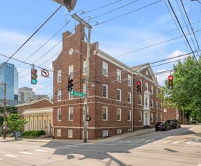 200 W Second Street 300, Lexington, KY 40507