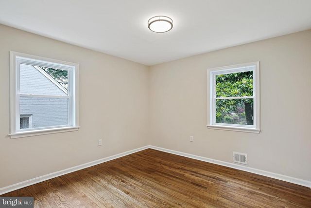 5210 57TH AVENUE, Hyattsville, MD 20781