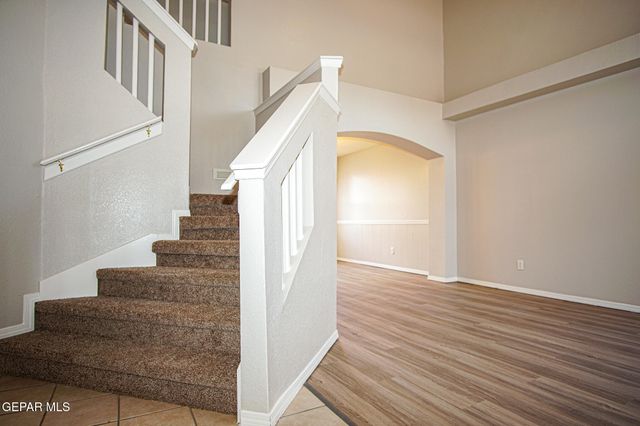 817 DAKOTA RIVER Avenue, El Paso, TX 79932