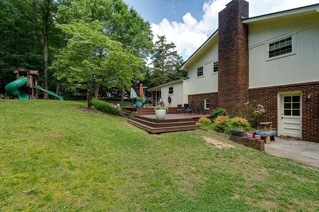 2203 Mathis Lane, Dalton, GA 30720